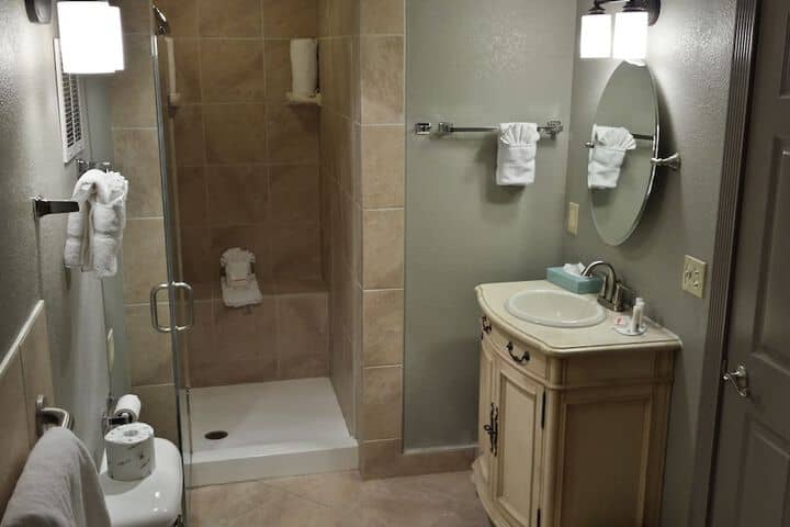 Room 44 of 72