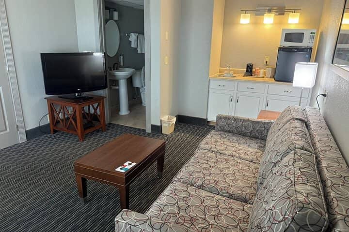 Room 26 of 72