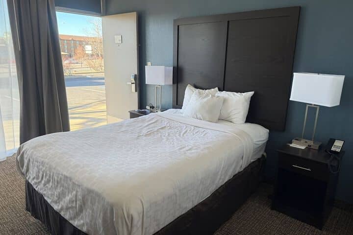 Room 17 of 72