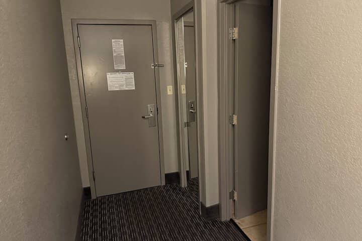 Room 38 of 72