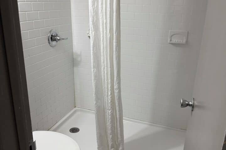 Room 54 of 72