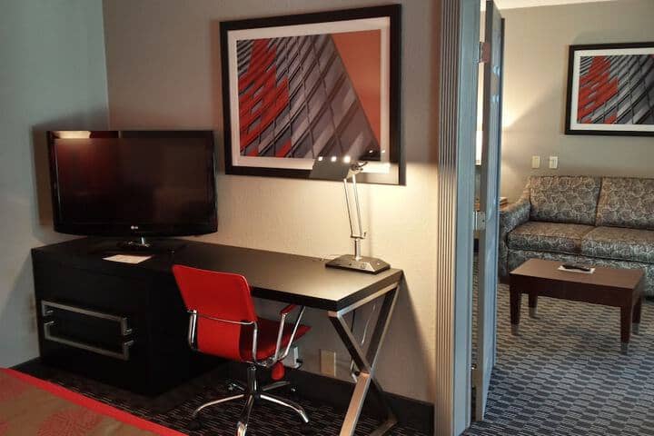 Room 43 of 72